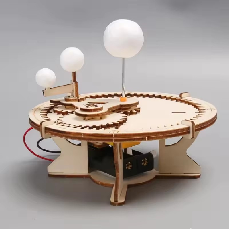 Wooden Solar System Mechanica - đánh giá và giá Hobby Is Science